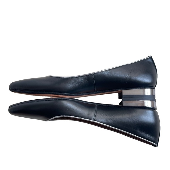 SUMMIT by White Mountain Women’s Flat Pointed Toe Leather Size EU 38 US 7.5 - Picture 6 of 9